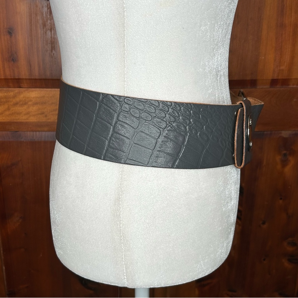 Vintage '84 Paris Statement Wide Belt Croute de Cuir Leather with Silver Buckle - Picture 5 of 17